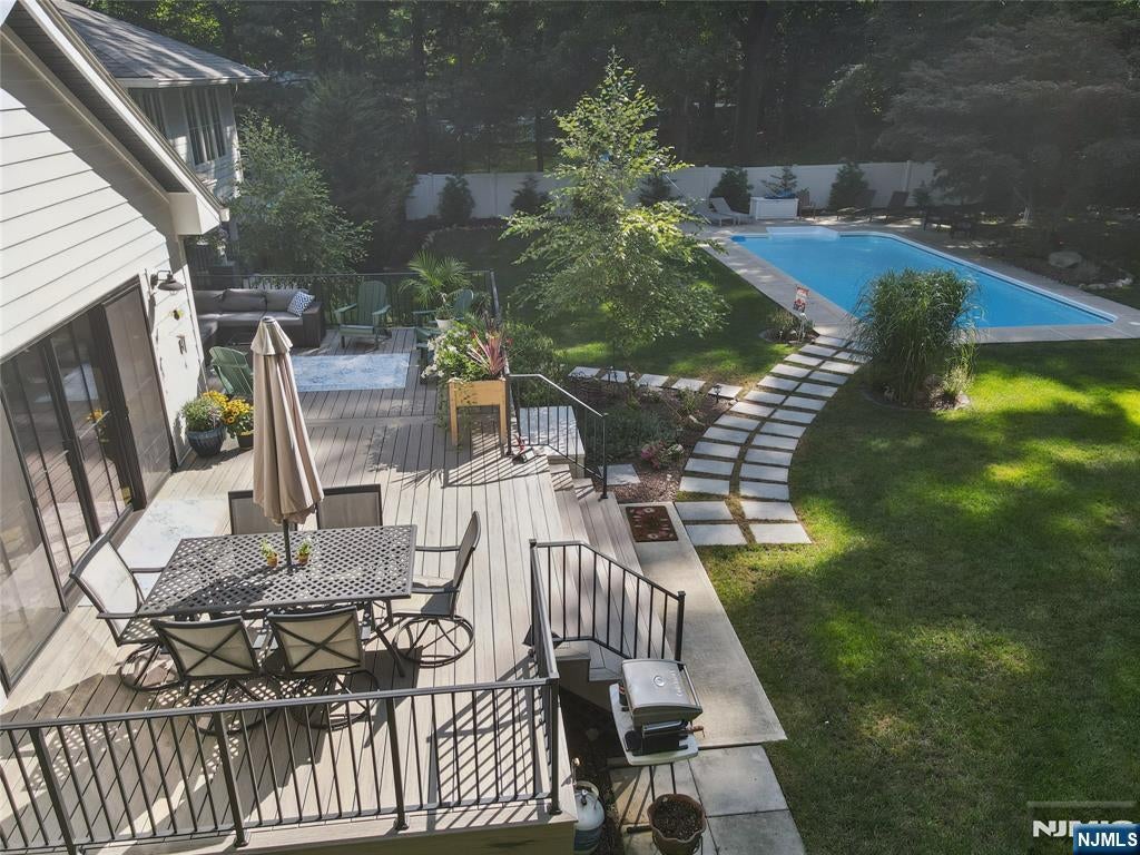 734 Willow Run