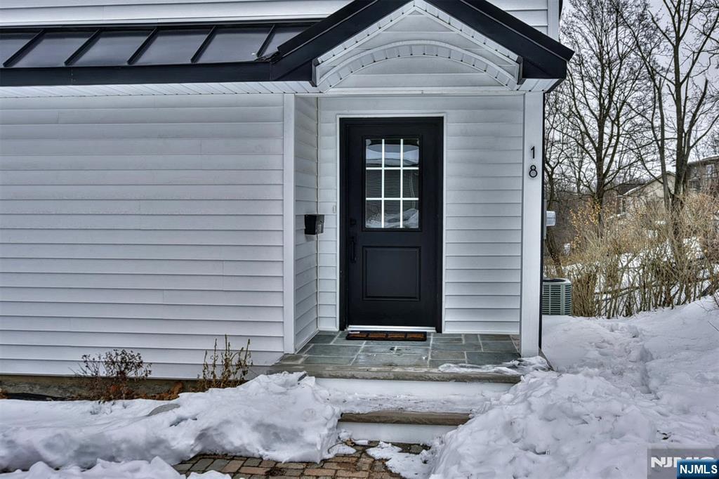 18 Governor Haines Street