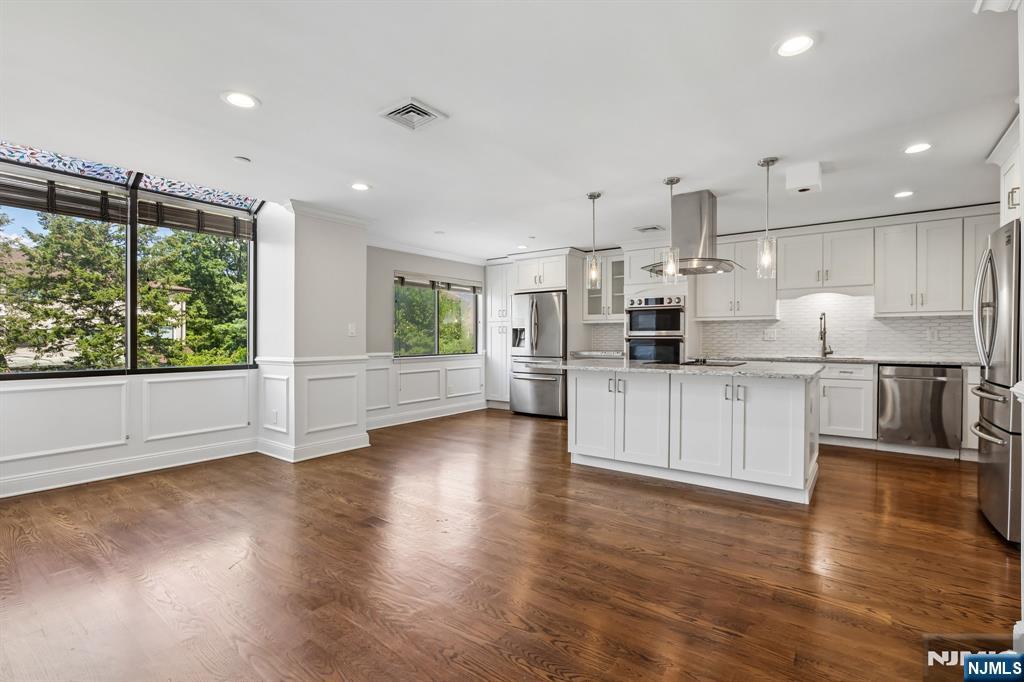 10 Wadsworth Court