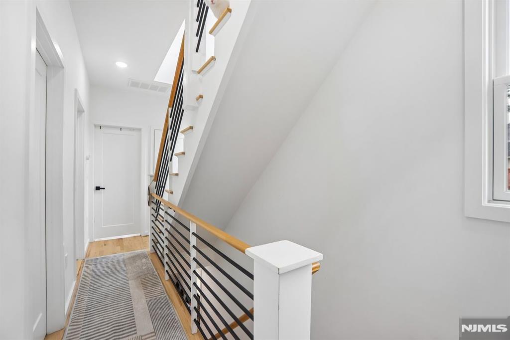 15 Wheeler Street B