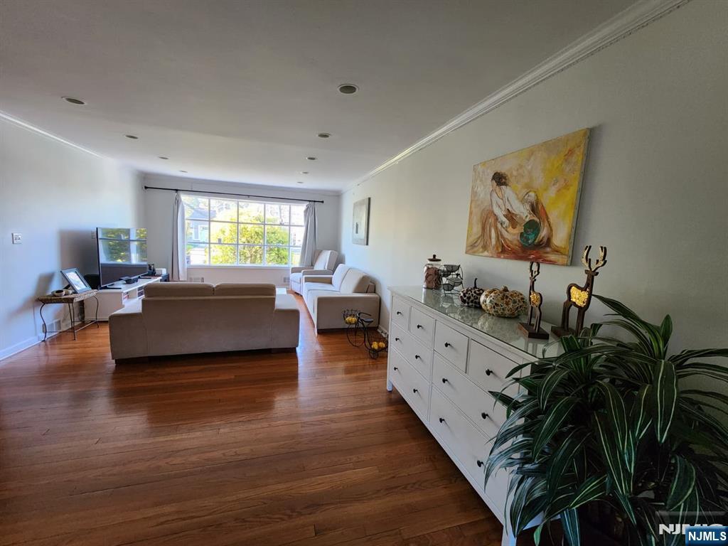 20 Elmwood Terrace