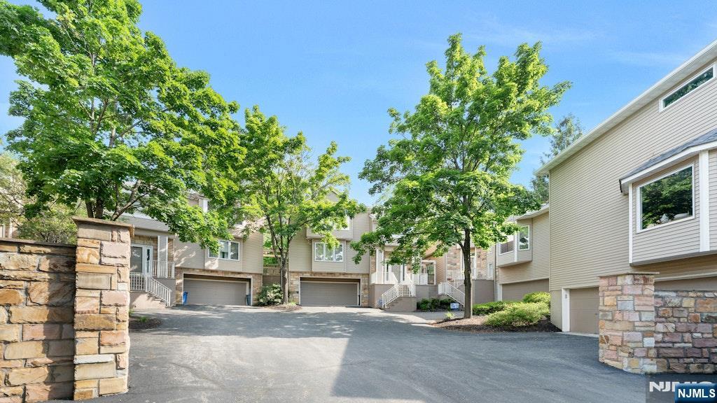 104 Clarken Drive 66