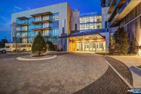 320 Adolphus Avenue 1204 Cliffside Park NJ 07010
