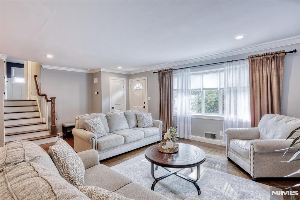 36 Hemlock Street