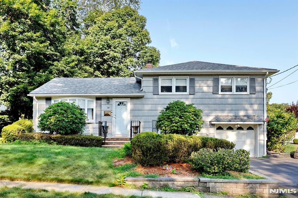 Photo of 36 Hemlock Street, Waldwick, NJ 07463 (MLS # 25029024)
