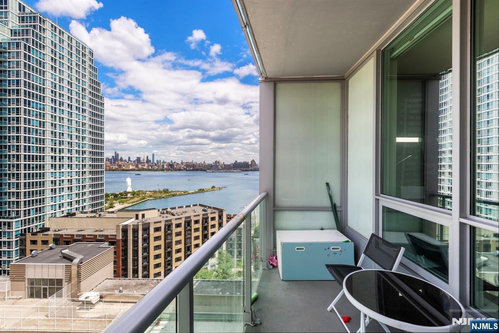 20 Newport Parkway 1812