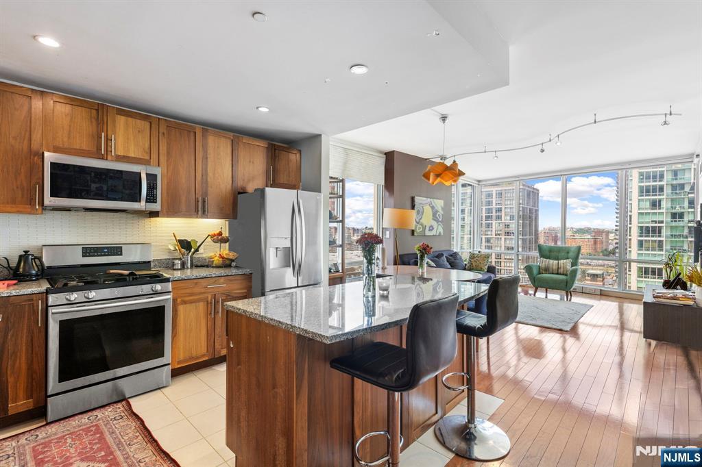 20 Newport Parkway 1812