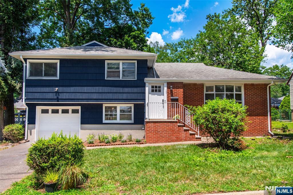 Photo of 107 Highland Avenue, Bergenfield, NJ 07621 (MLS # 26018607)