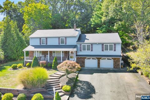 33 Hillside Drive North Haledon NJ 07508