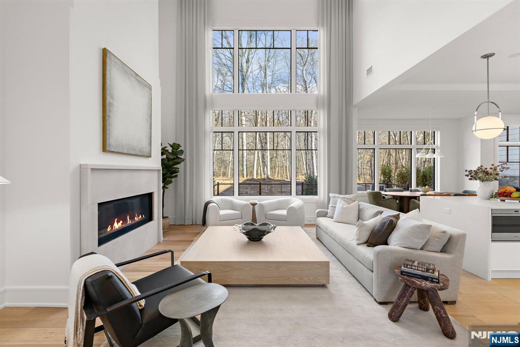 2 Stone Bridge Court