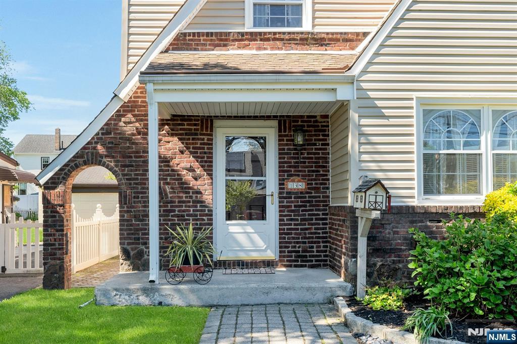 138 Lincoln Avenue
