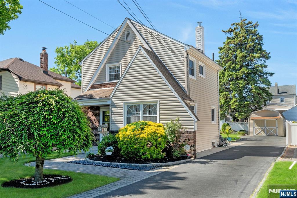138 Lincoln Avenue