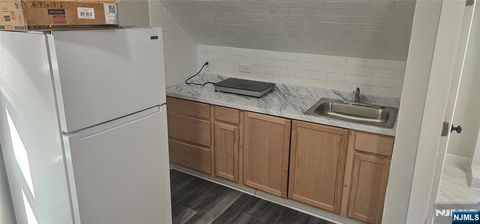 Photo of 239 Lincoln Ave #3, Newark, NJ 07104 (MLS # 26005540)