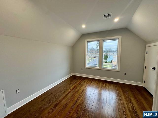 Hawthorne, New Jersey 07506, United States, 4 Bedrooms Bedrooms, ,2 BathroomsBathrooms,Residential,Pending,77251