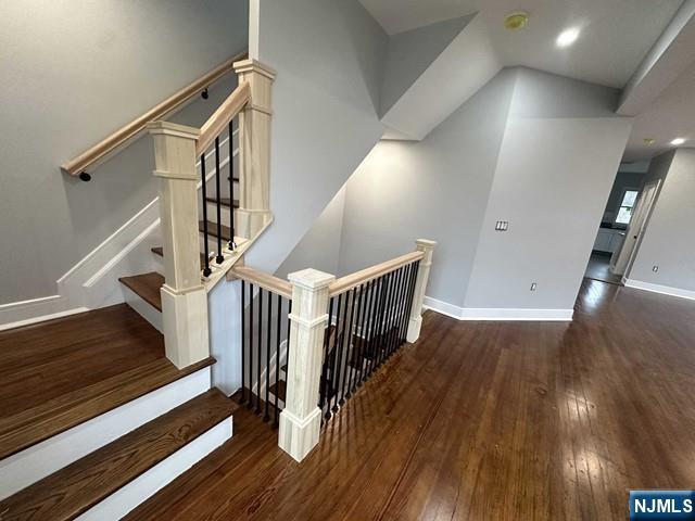 Hawthorne, New Jersey 07506, United States, 4 Bedrooms Bedrooms, ,2 BathroomsBathrooms,Residential,Pending,77251