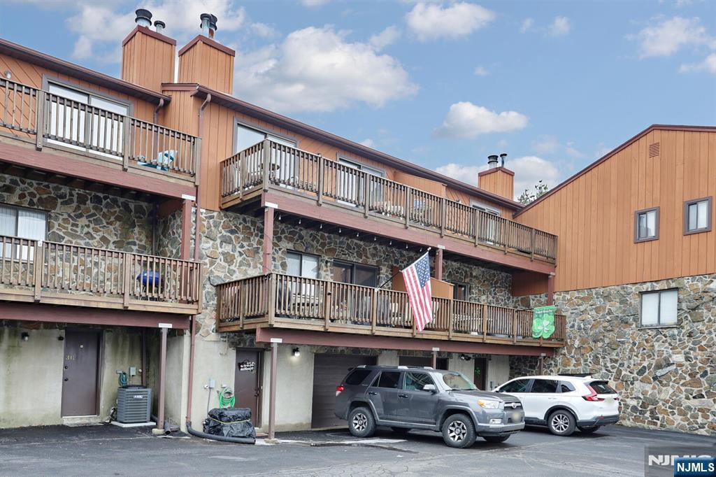 3 Brookside Heights 3i