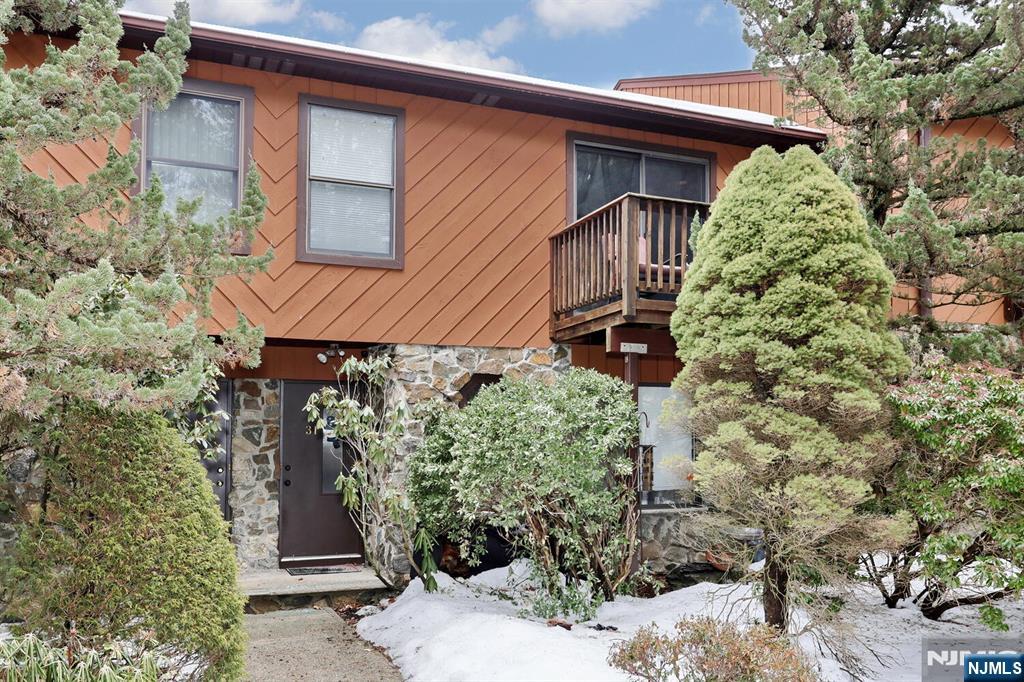 3 Brookside Heights 3i