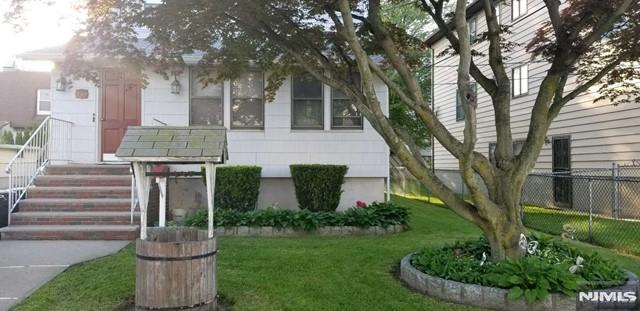 Wood Ridge, New Jersey 07075, United States, 1 Bedroom Bedrooms, ,1 BathroomBathrooms,Residential,Active,88831