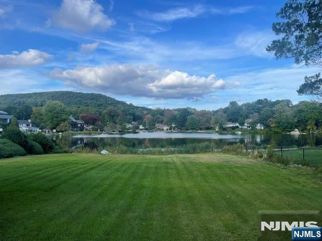 313 High Crest Drive