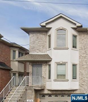 531 2nd A, Palisades Park, New Jersey - 3 Bedrooms  
4 Bathrooms  
10 Rooms - 