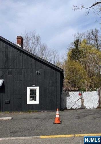 44 W Railroad Avenue