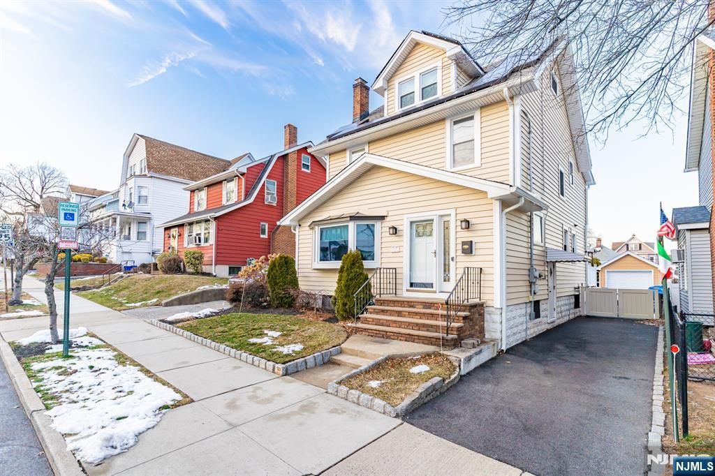 Photo of 350 Greylock Parkway, Belleville, NJ 07109 (MLS # 26003326)