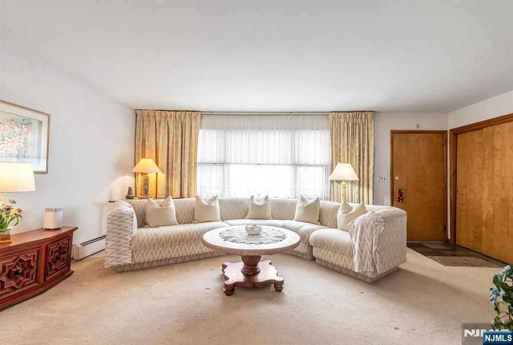 Photo of 27 Madison Avenue, Rochelle Park, NJ 07662 (MLS # 26004562)