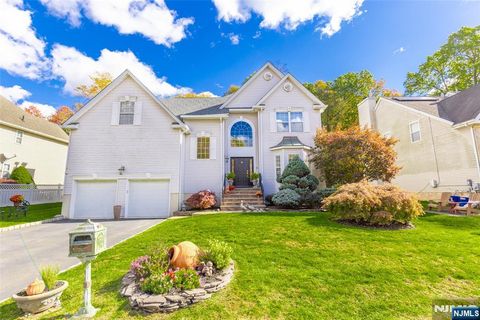 Photo of 11 Patrick Avenue, Emerson, NJ 07630 (MLS # 25037991) Photo of 11 Patrick Avenue, Emerson, NJ 07630 (MLS # 25037991)