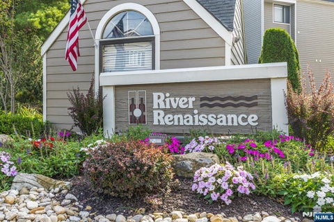 Photo of 518 River Renaissance #B18, East Rutherford, NJ 07073 (MLS # 26035445)