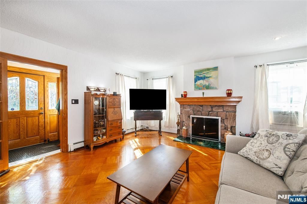 Photo of 275 Springfield Avenue, Hasbrouck Heights, NJ 07604 (MLS # 26015556)