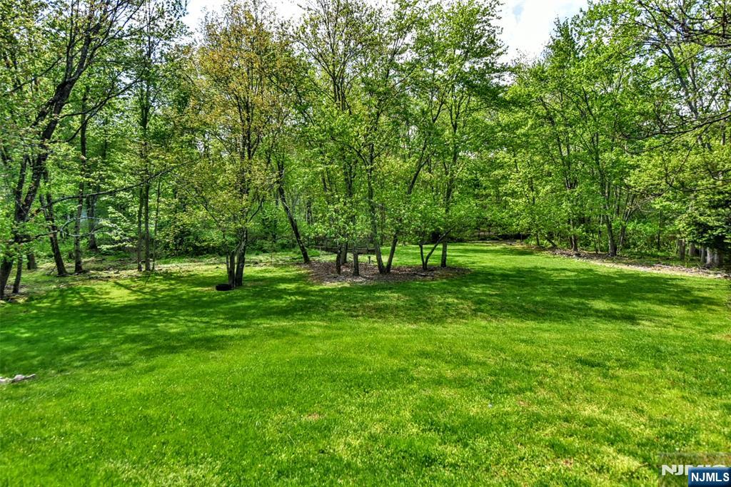 962 Arapaho Trail