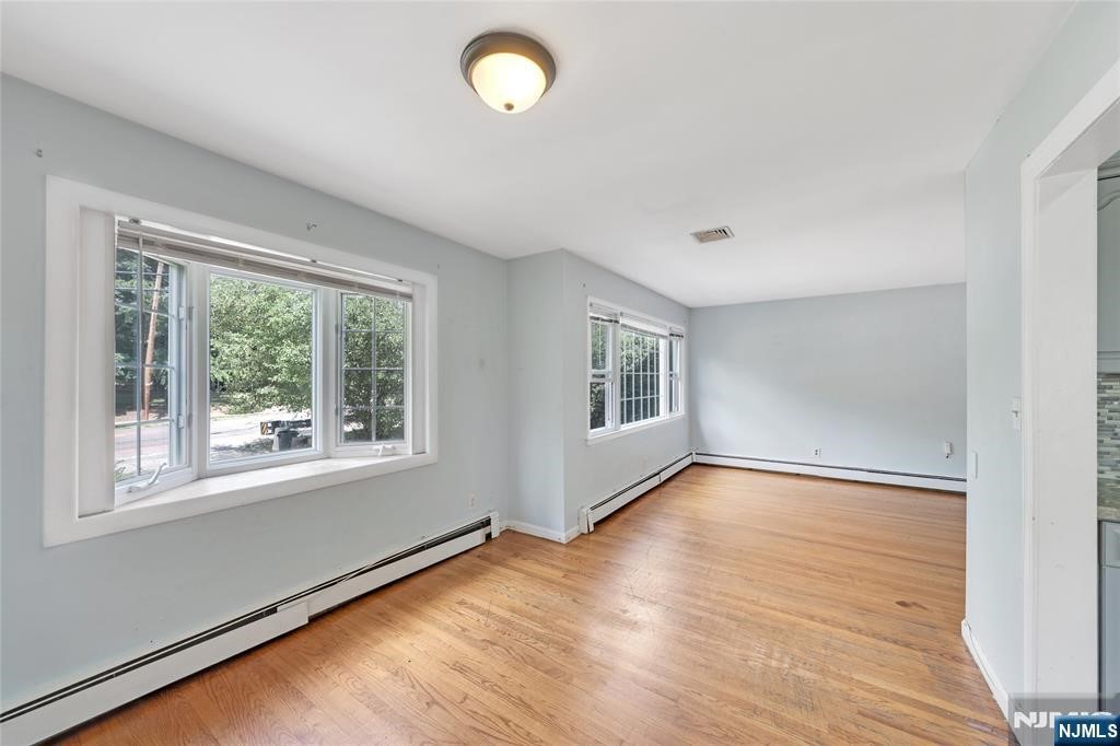 106 Hillside Avenue