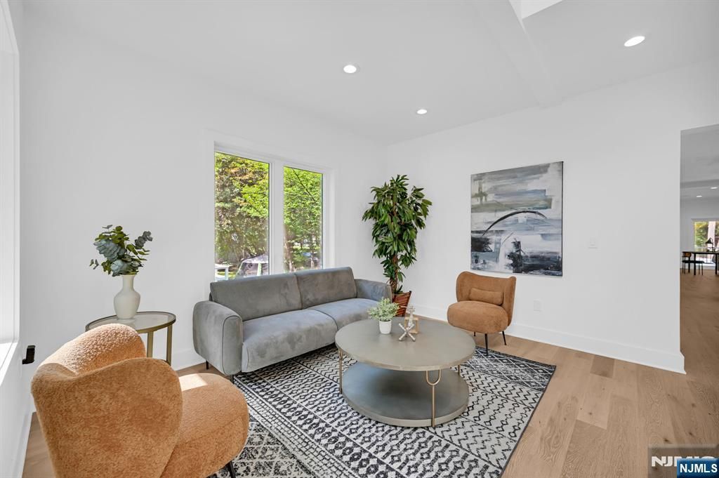 Photo of 25 Wardell Road, Livingston, NJ 07039 (MLS # 25020904)