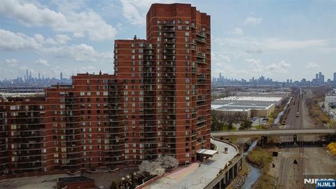 706 Harmon Cove Tower Unit 706, Secaucus, NJ 07094 - MLS#: 25008716