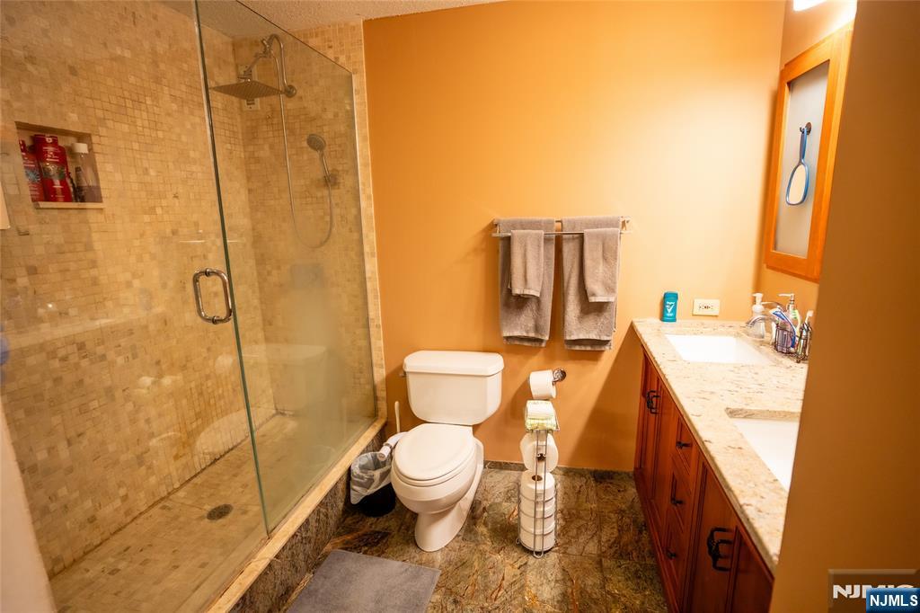 706 Harmon Cove Tower 706