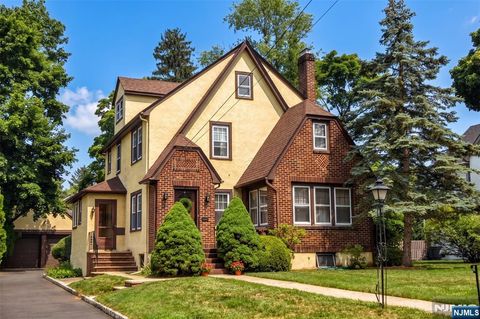 Photo of 255 Pearsall Avenue, Ridgewood Village, NJ 07450 (MLS # 26026179)