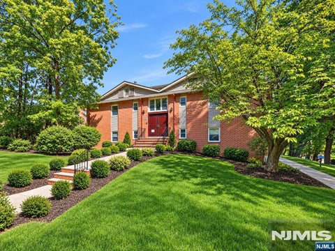 Photo of 361 Claremont AVE #3, Montclair, NJ 07042 (MLS # 26038018)