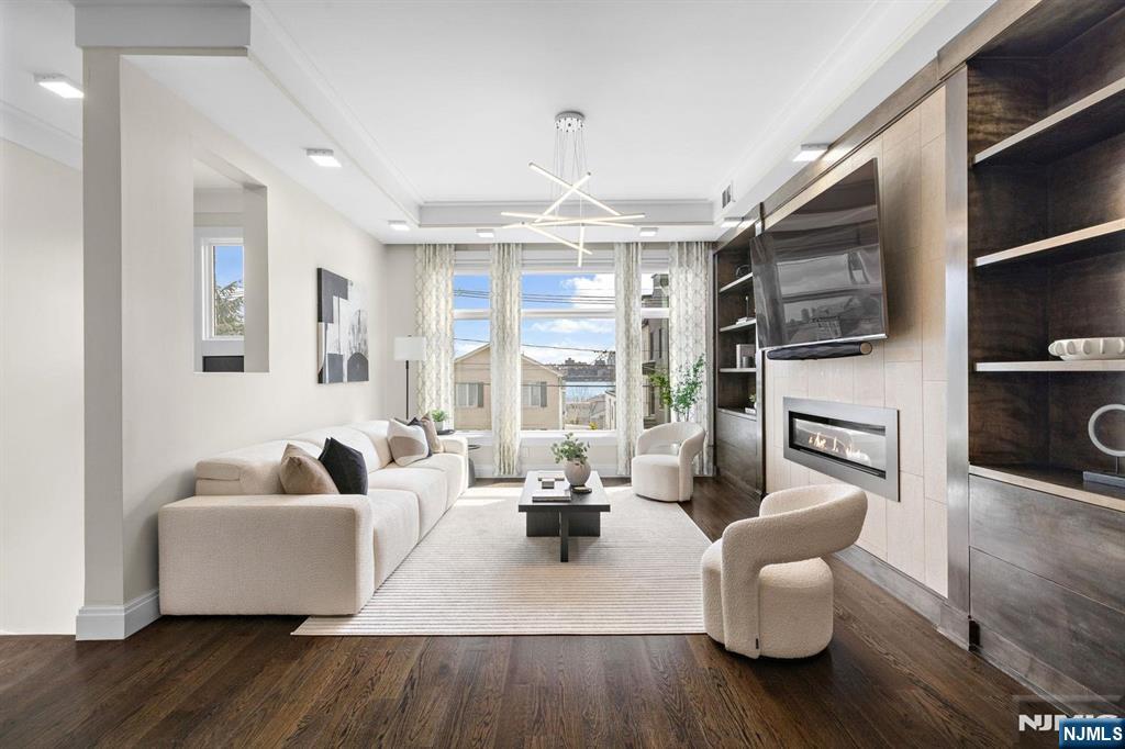 640 Undercliff Avenue