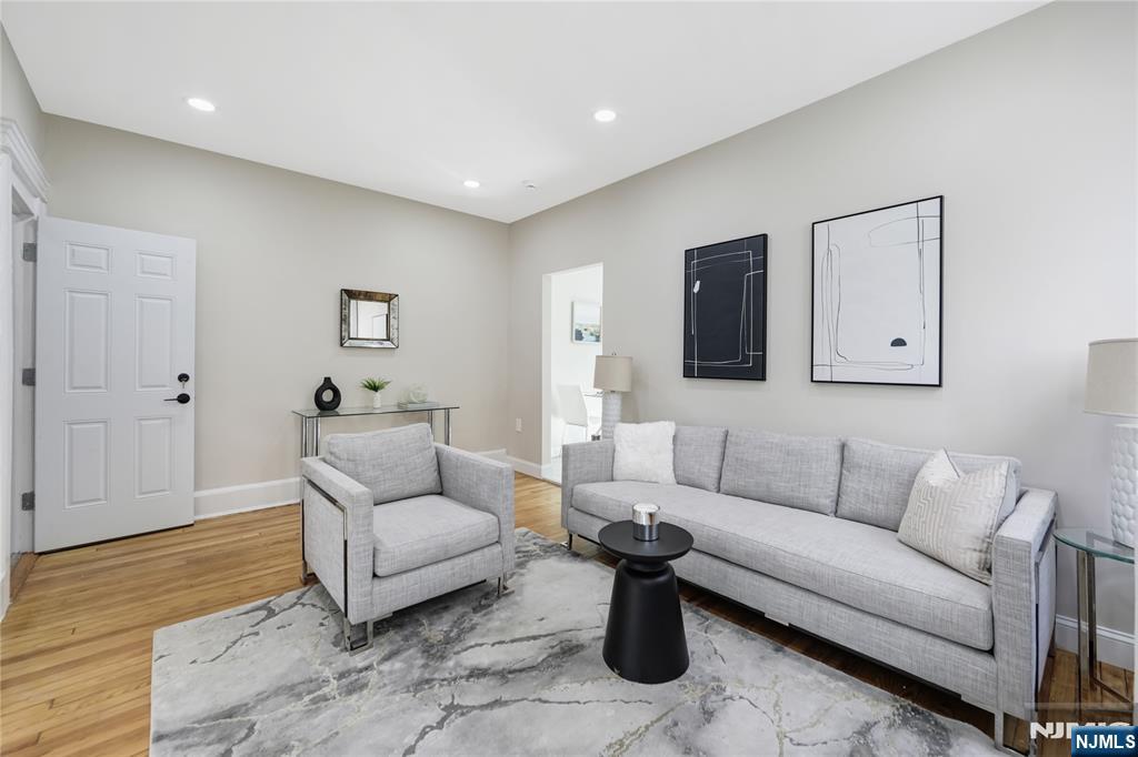 Property for Sale at 3458 John F Kennedy Boulevard, Jersey City, New Jersey - Bedrooms: 6 
Bathrooms: 3 
Rooms: 8  - $999,000