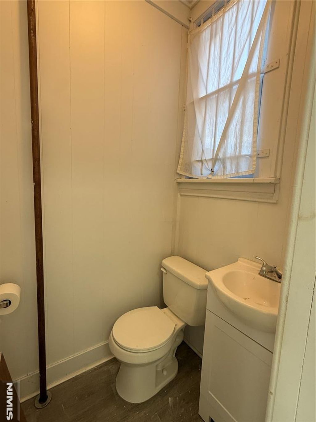 Photo of 247 Lakeview Avenue, Clifton, NJ 07011 (MLS # 25042332)