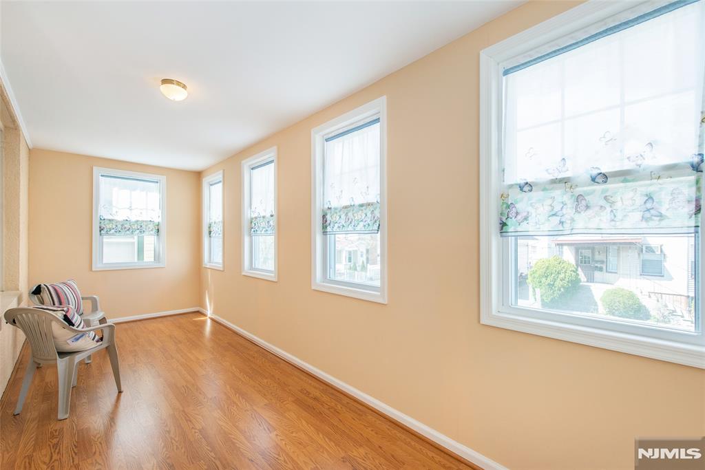 38 La France Avenue