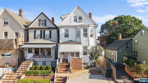 Photo of 220 Palmer Street, Elizabeth, NJ 07202 (MLS # 25031089)