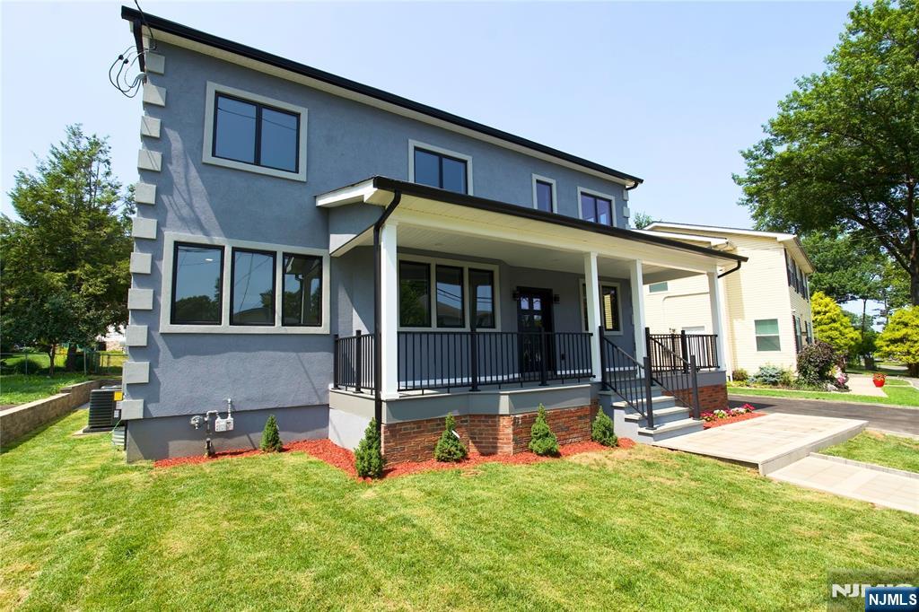 6 Henoch Avenue