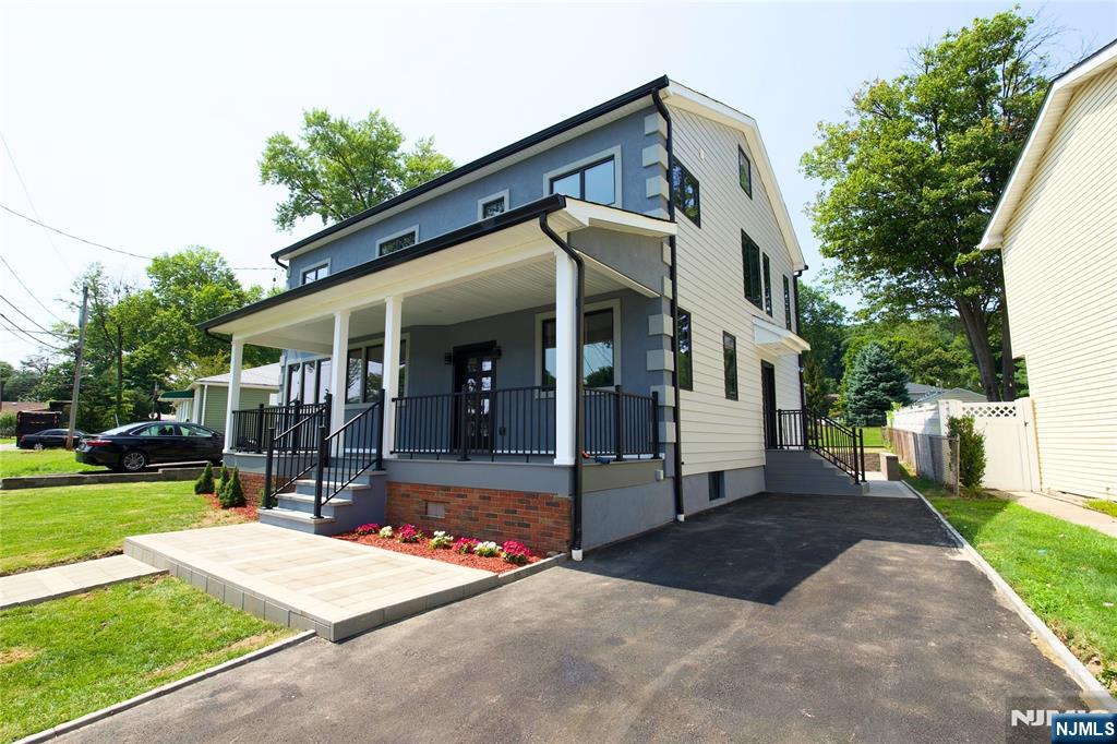 6 Henoch Avenue
