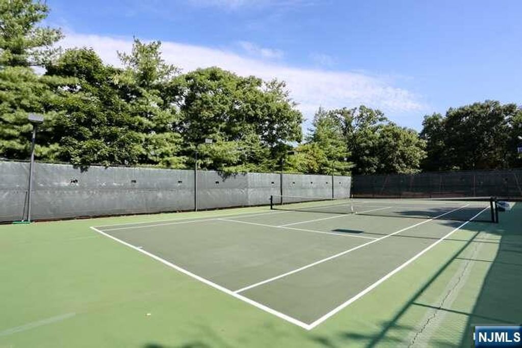 Photo of 6 Horizon Rd #2002, Fort Lee, NJ 07024 (MLS # 25022948)