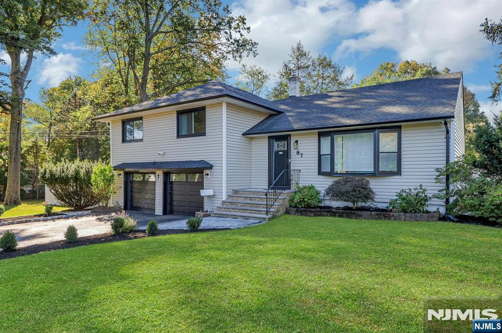 87 Revere Avenue