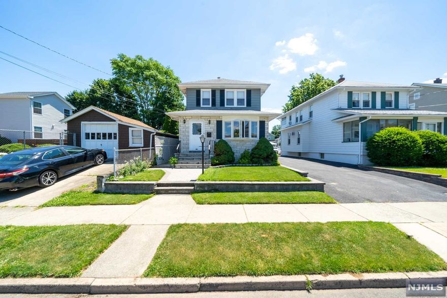 OPEN HOUSE SUNDAY 08/21 FROM 1-4 PM. PRIVATE TOURS AVAILABLE. Welcome to this well maintained single family home nestled one block from Riverside County Park. This 3 Bed, 2 1/2 Bath home features, custom solid maple wood kitchen cabinets, granite countertops, new stainless appliances, custom chestnut trims and beams, oak and bamboo hardwood floors, central A/C, ceiling fans, a finished basement perfect for a den with half bath and entertain on the beautifully paved backyard patio. The backyard includes a nice sized shed and 4+ car driveway. Enjoy being in the close proximity to the train station, bus stops, major highways, great schools, shops, restaurants, and lifestyle Lyndhurst residents love!