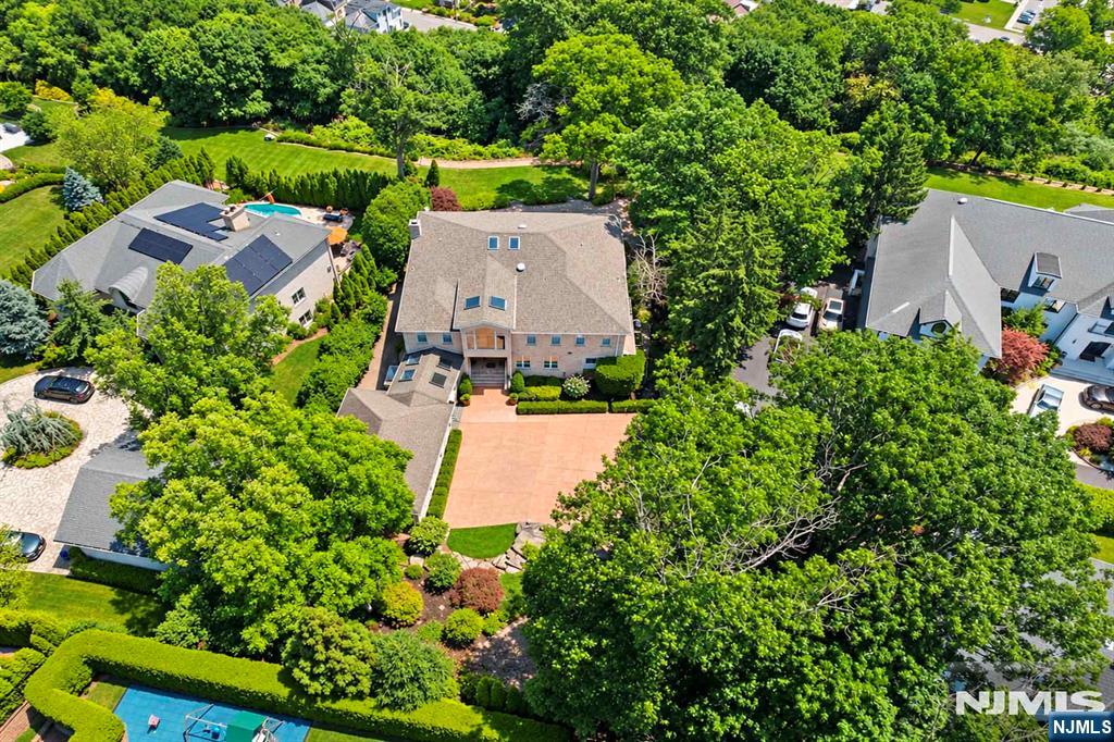 3 Bridle Way