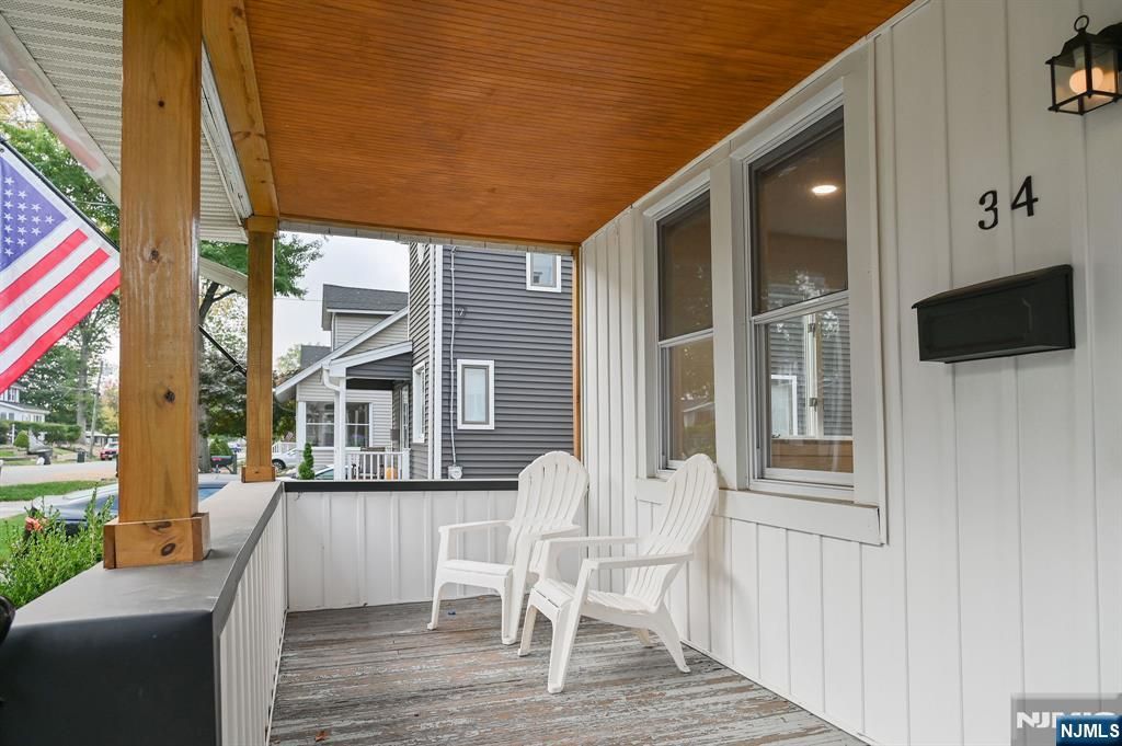Photo of 34 Summit Place, Haworth, NJ 07641 (MLS # 25035781)