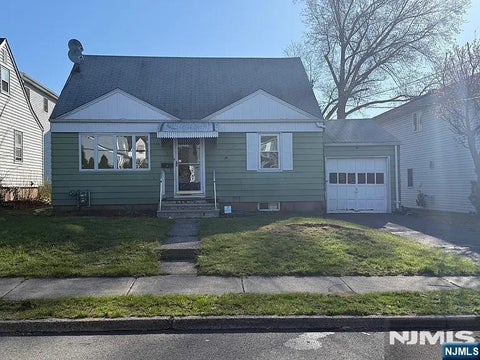 Photo of 37 Henry St, Elmwood Park, NJ 07407 (MLS # 26038568)